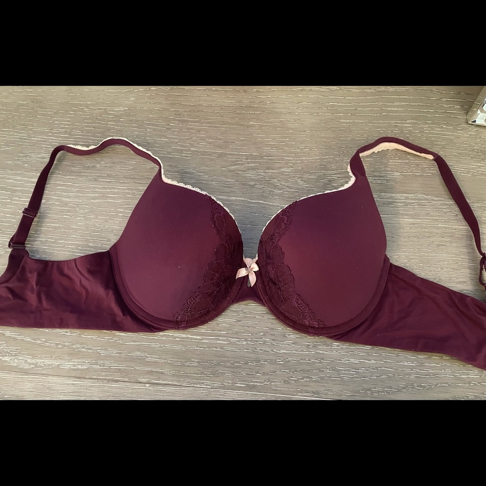 Victoria Secret Body Bra Plum 34D
